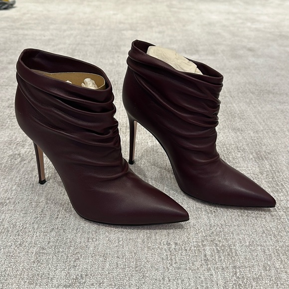 Gianvitto Rossi Cyril booties - Picture 1 of 6